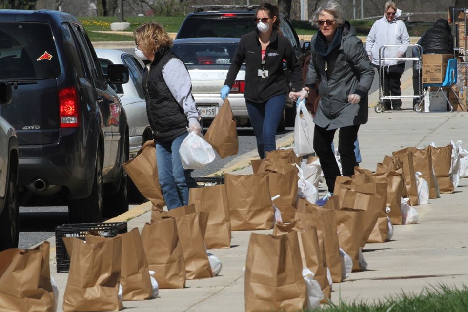 photo week 3 food distributions 04032020 (1)